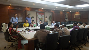 Discussed with government officials about building parking system and cooperation.